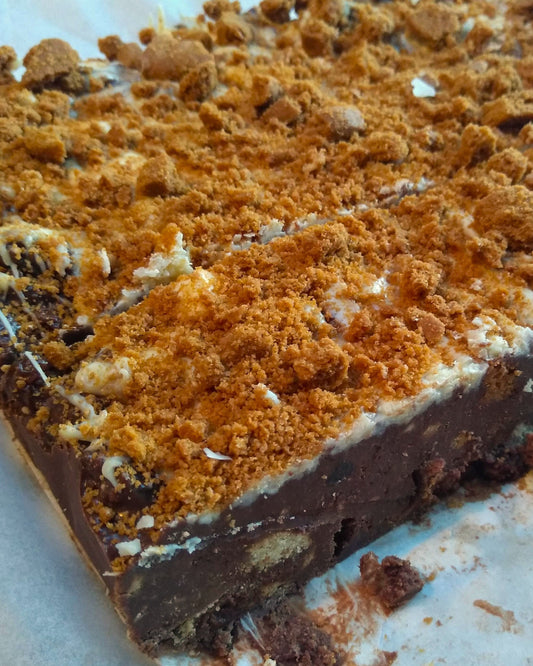 NO BAKE CHOCOLATE & BISCOFF CRUNCH